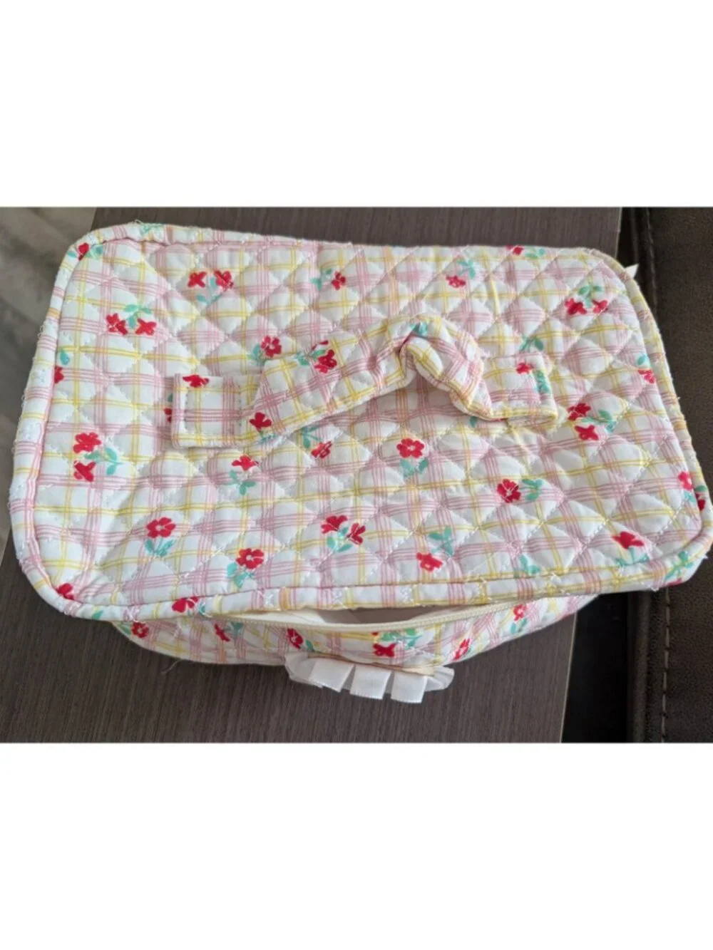 Cute Quilted Cosmetic Bag Featuring Hello Kitty Large Capacity Travel Makeup